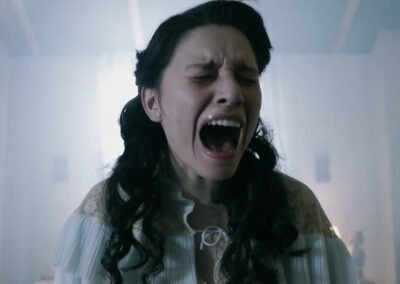 alone_04-400x284